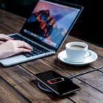 5W Qi Wireless Charging Pad – Ultra-Slim Black Charger